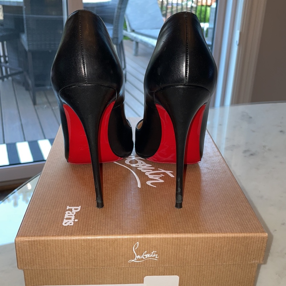 Christian Louboutin So Kate black pumps - Picture 7 of 16